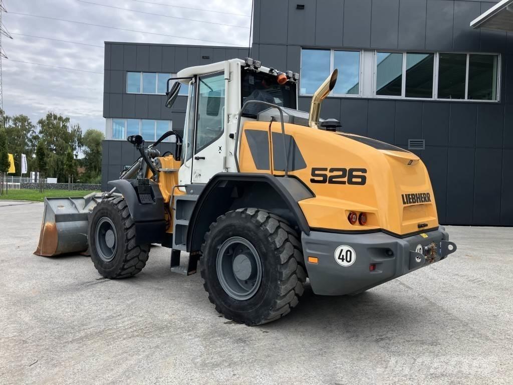Liebherr L 526 Gumikerekes homlokrakodók