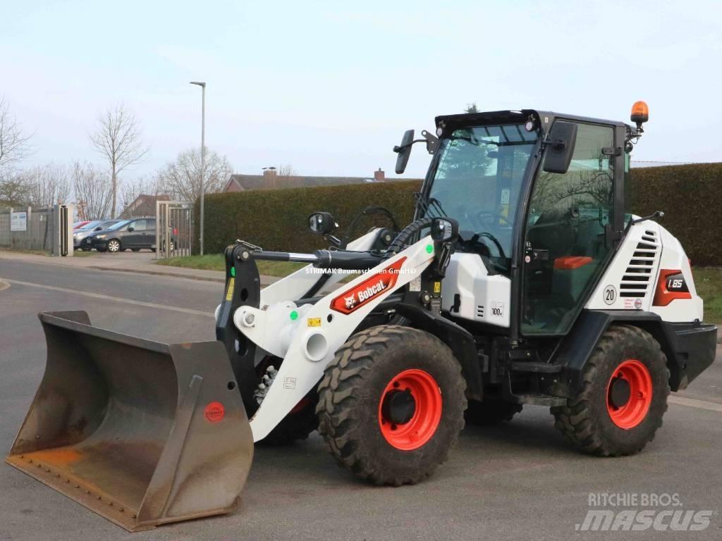 Bobcat L 85 Gumikerekes homlokrakodók