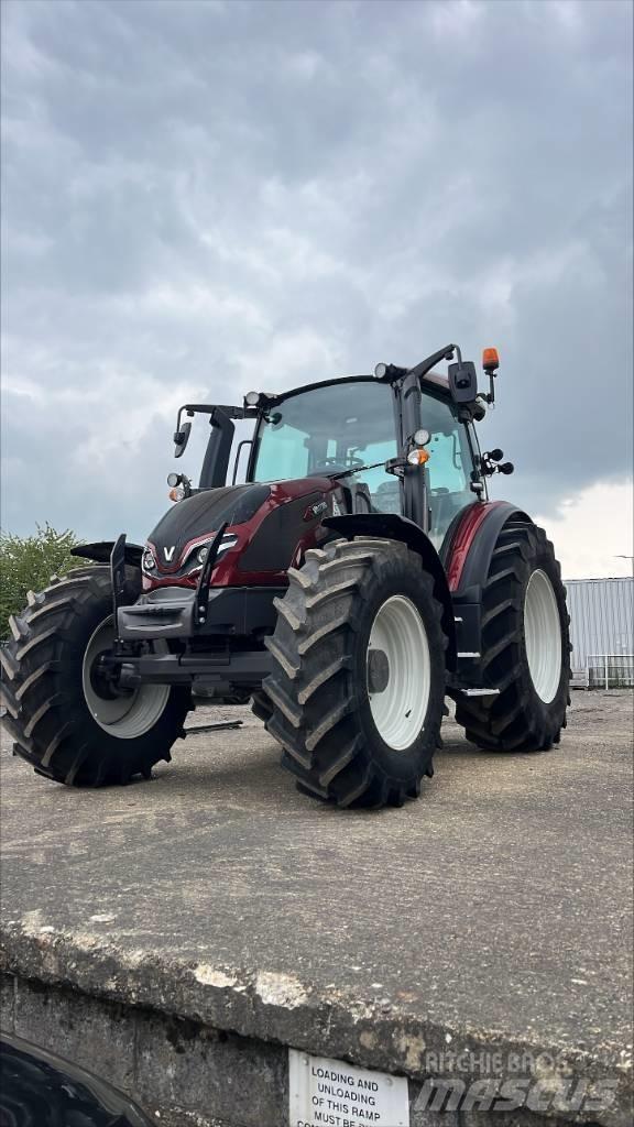 Valtra G 135 A Traktorok