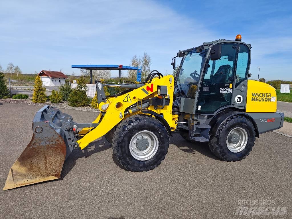 Wacker Neuson WL 60 Gumikerekes homlokrakodók