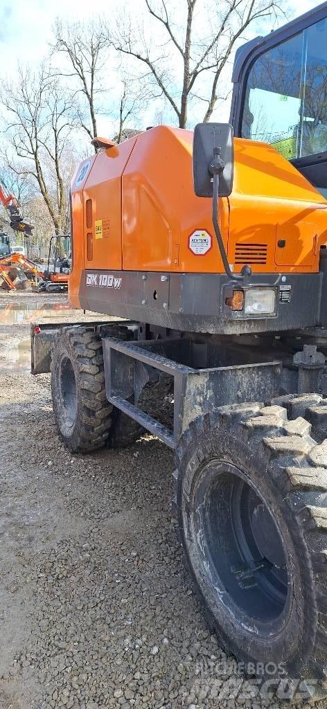 Doosan DX 100 W-7 Gumikerekes kotrók