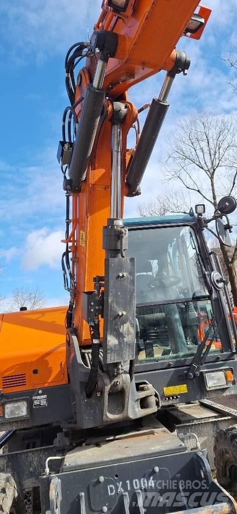 Doosan DX 100 W-7 Gumikerekes kotrók