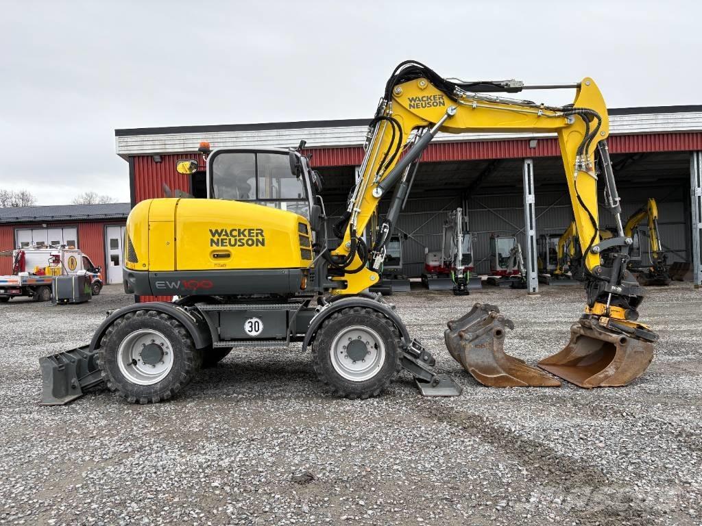 Wacker Neuson EW100 Gumikerekes kotrók