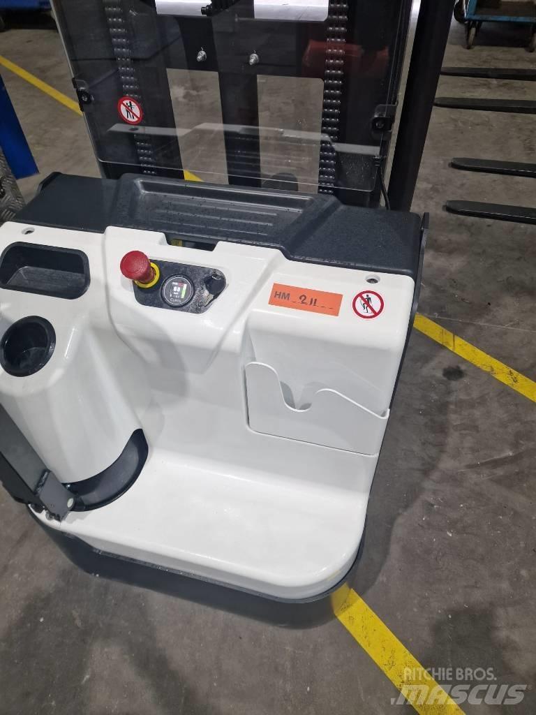 Bobcat BSL 16 N-7 Gyalogkíséretű targonca