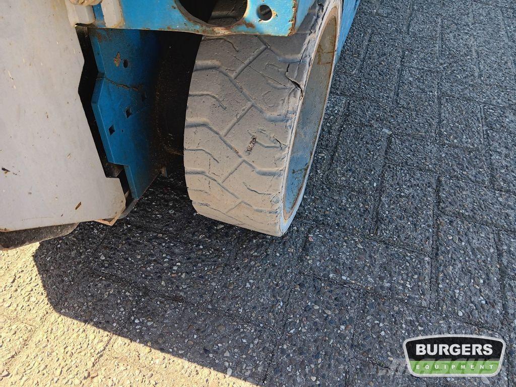 Genie GS2032 Ollós emelők