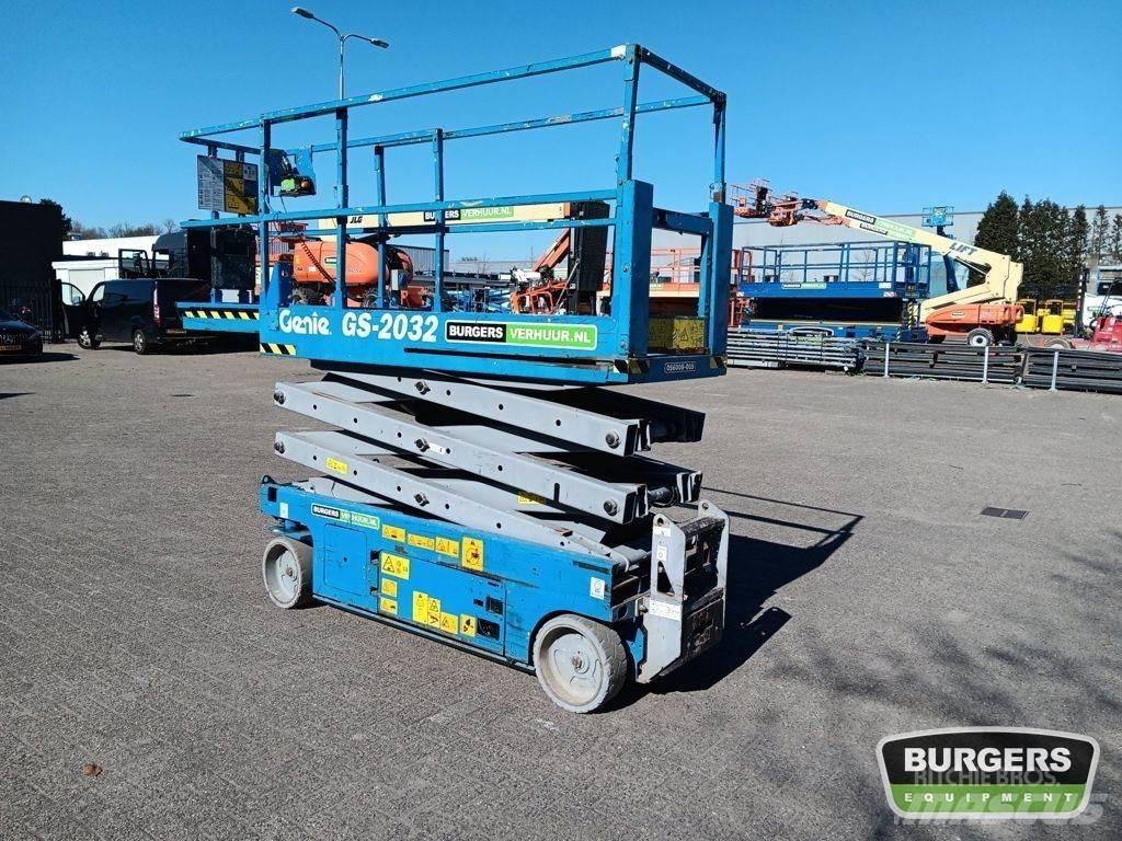 Genie GS2032 Ollós emelők