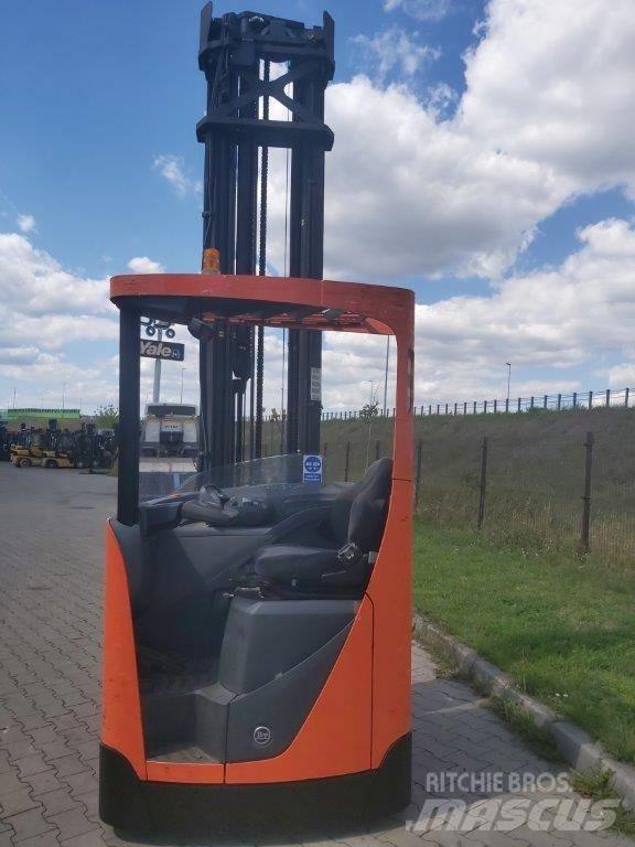 BT RR E 160 Tolóoszlopos targonca