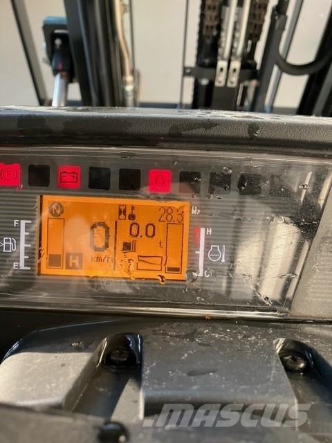 Mitsubishi FD25N3 Dízel targoncák