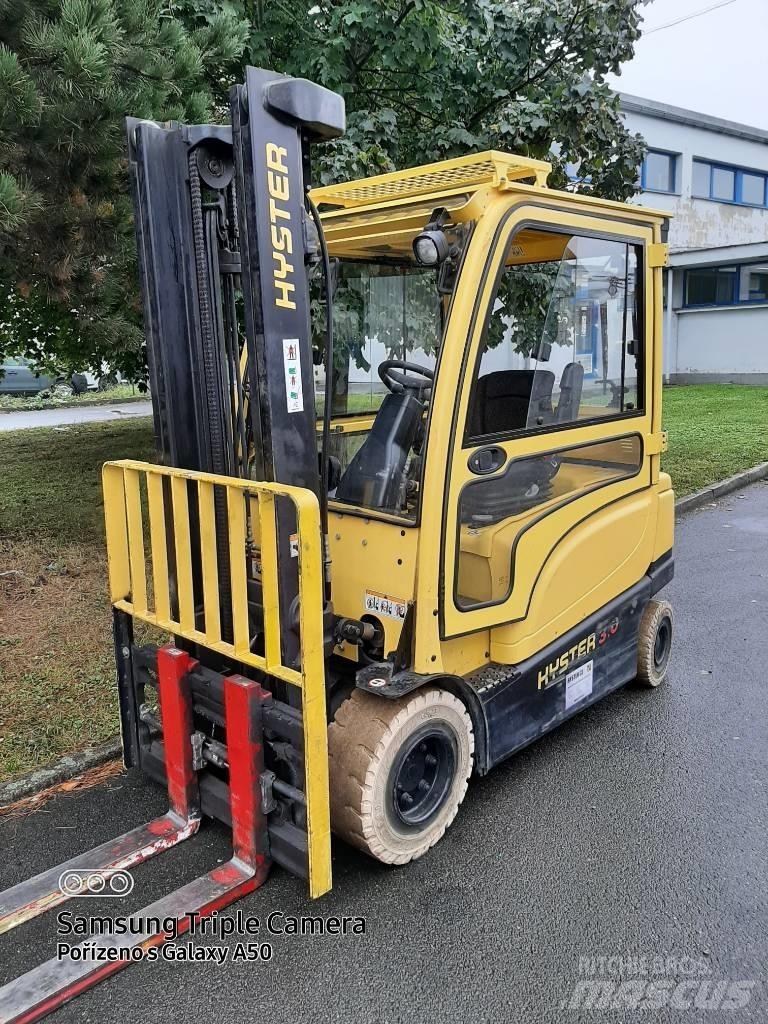 Hyster J3.0XN Elektromos targoncák