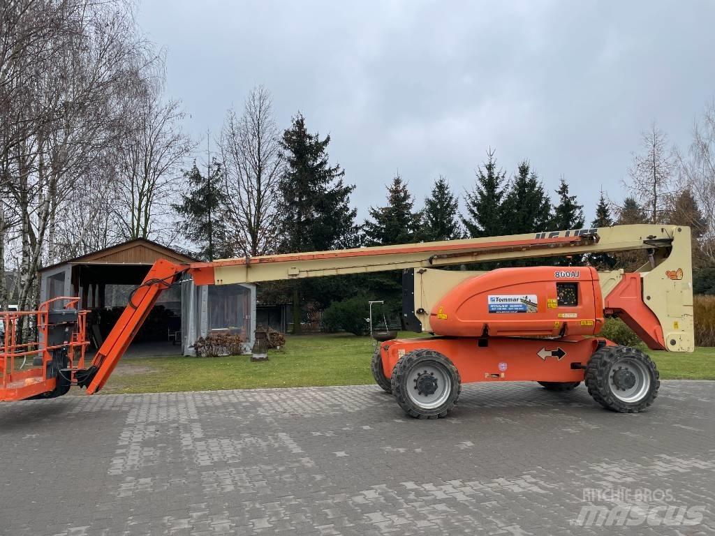 JLG 800 AJ Karos emelők