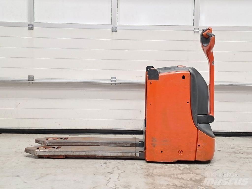 Linde T16L Alacsony emelőkocsi