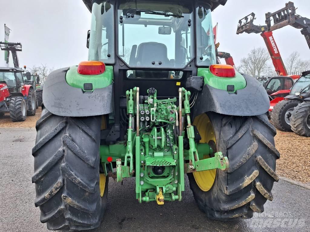 John Deere 6110 MC Traktorok