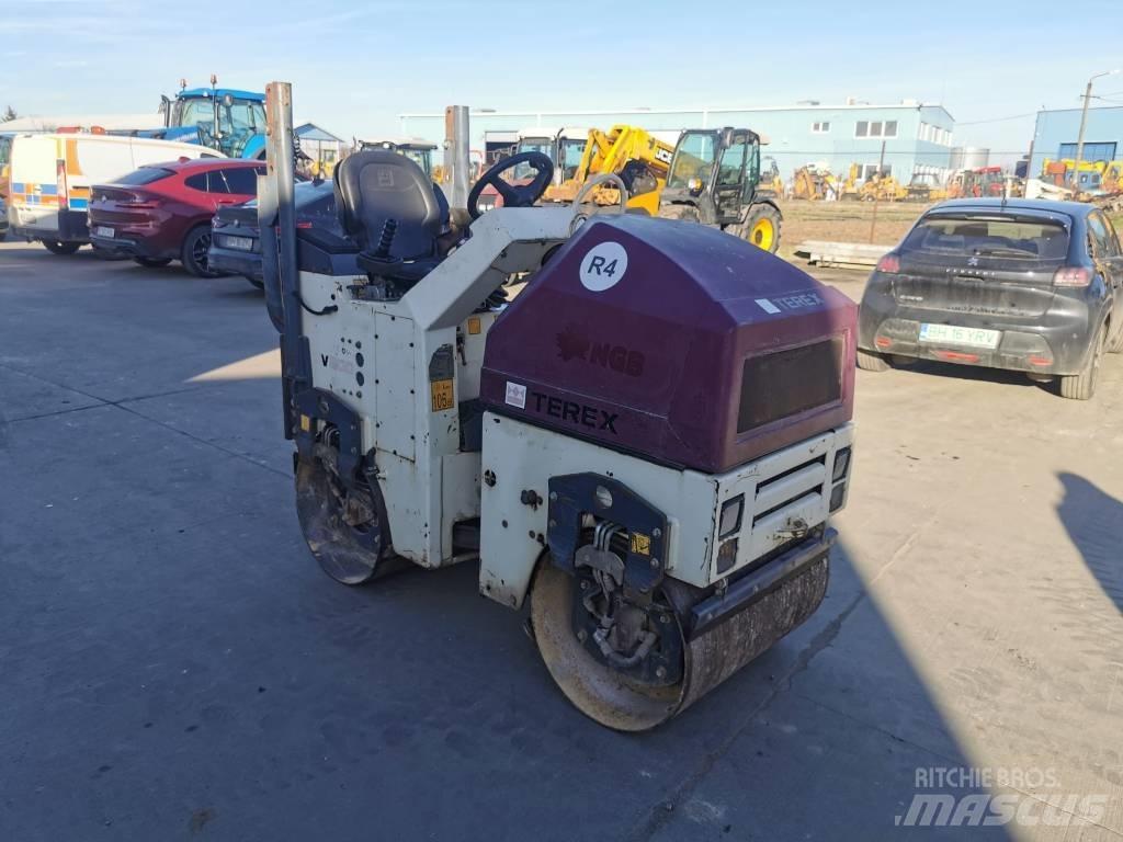 Terex TV 800 Ikerdobos hengerek