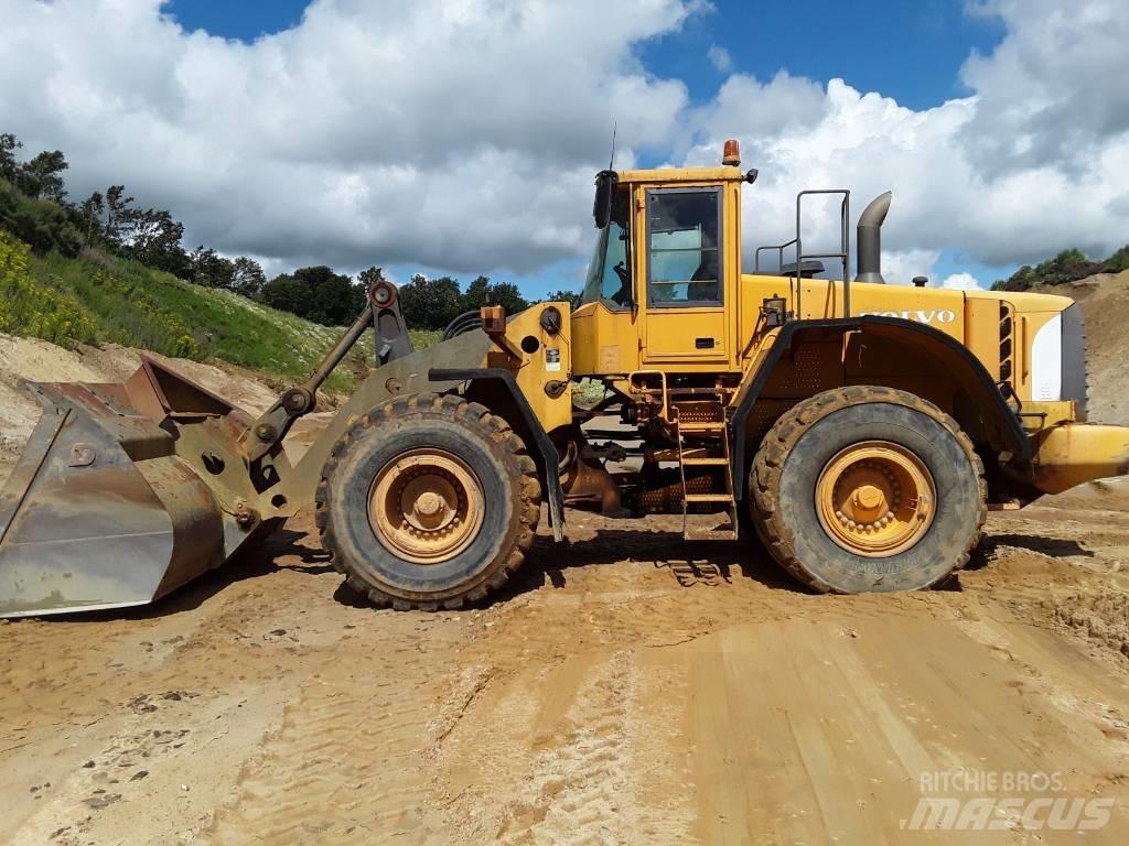 Volvo L 180 E Gumikerekes homlokrakodók