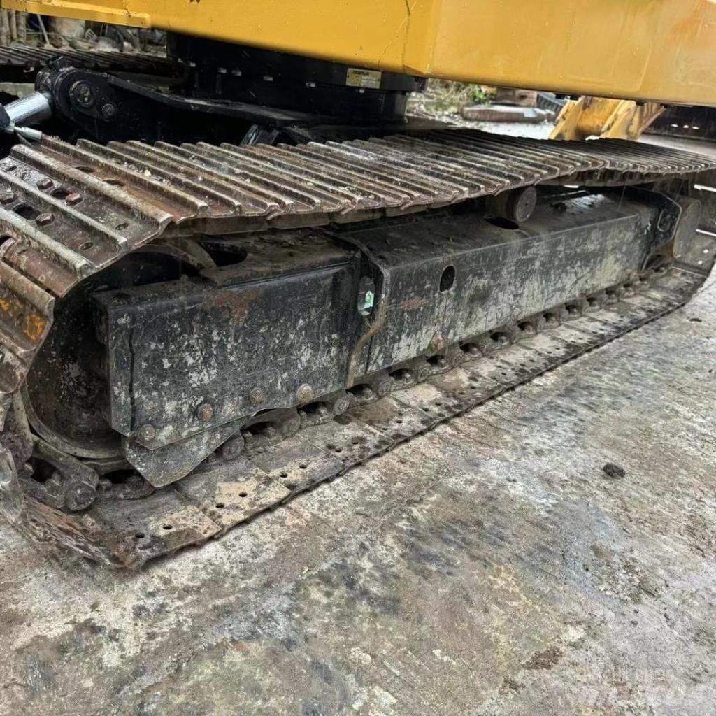 CAT 306 Lánctalpas kotrók
