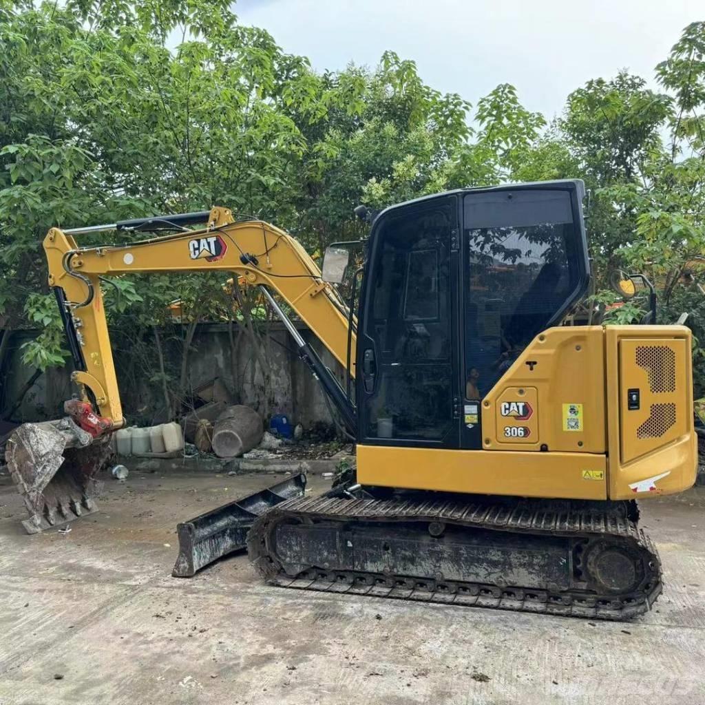 CAT 306 Lánctalpas kotrók