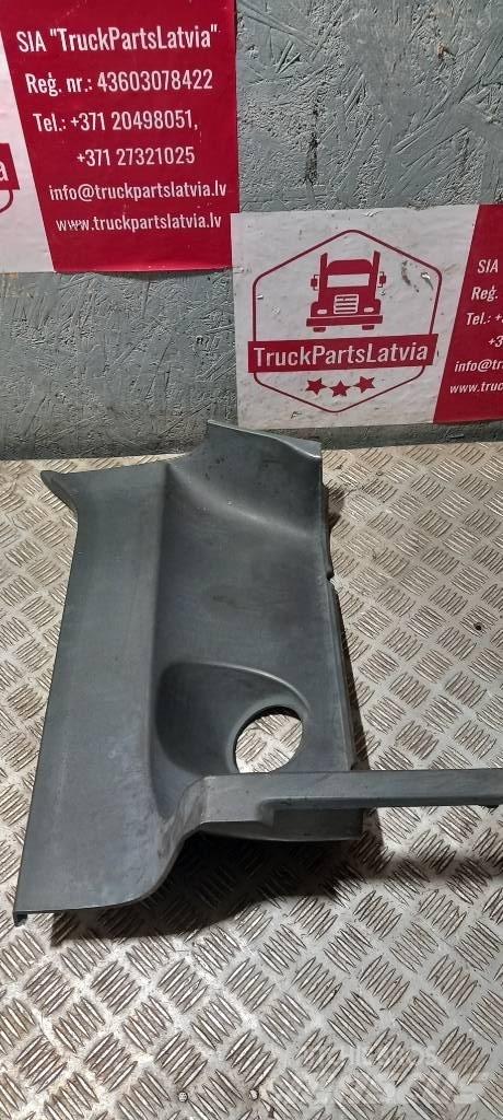 Scania R 440  1442653 Vezetőfülke és belső tartozékok