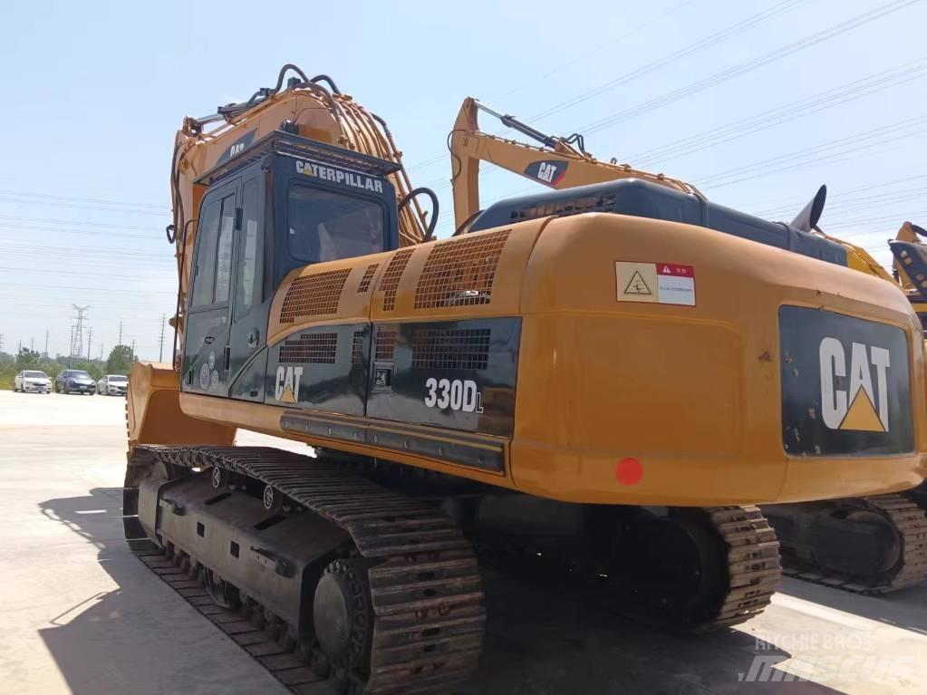 Cata-Dyne 330 Lánctalpas kotrók