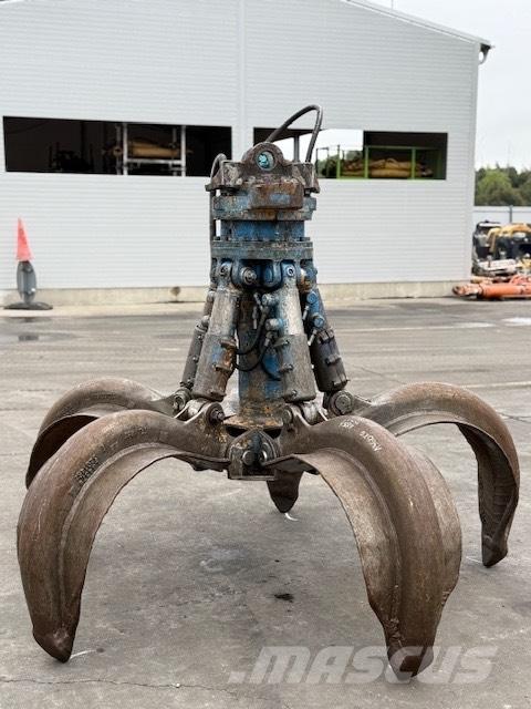 Liebherr A 924 C Markolók
