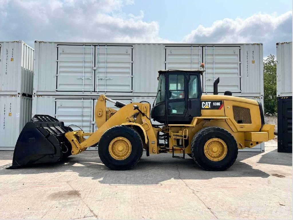 CAT 938 K Gumikerekes homlokrakodók