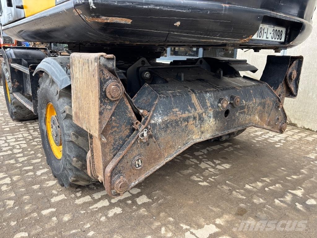 JCB JS 160 W Gumikerekes kotrók
