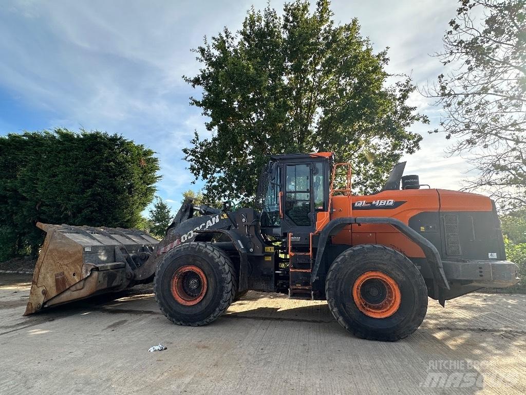 Doosan DL480-7 Gumikerekes homlokrakodók