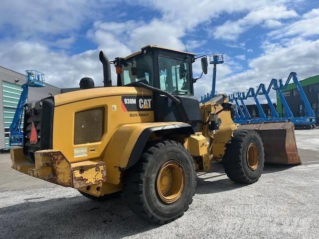 CAT 938 M Gumikerekes homlokrakodók