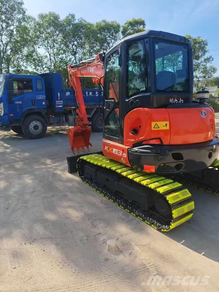 Kubota 163-5 Lánctalpas kotrók