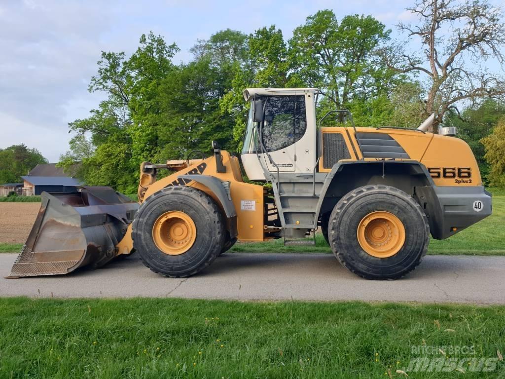 Liebherr L 566 Gumikerekes homlokrakodók