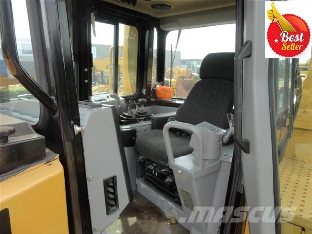 CAT D 8 R lánctalpas dózerek