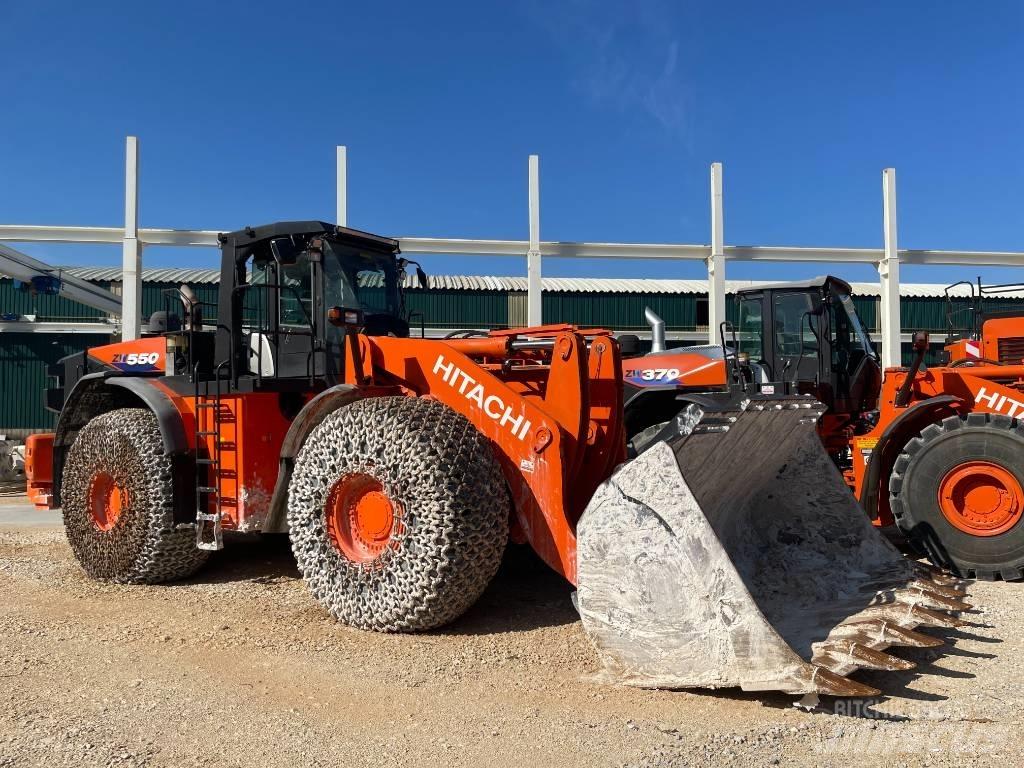 Hitachi ZW 550 - 6 Gumikerekes homlokrakodók