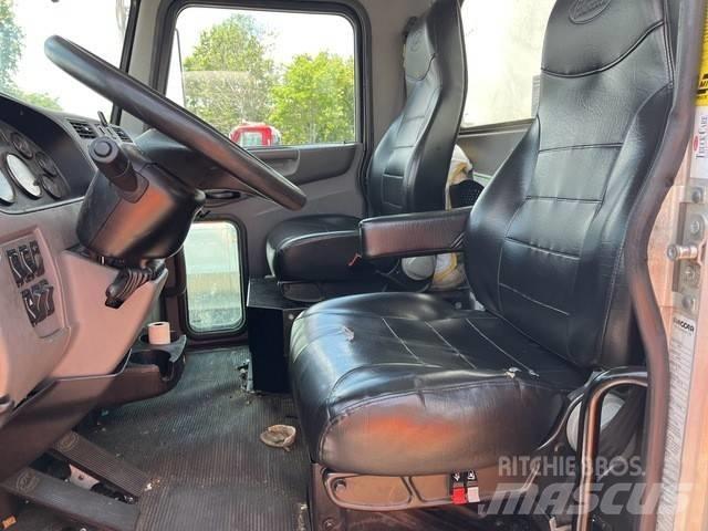 Peterbilt 337 Italszállító tehergépkocsik