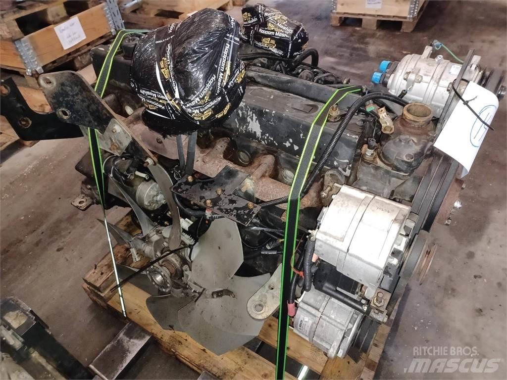 Komatsu 860.4 Motorok