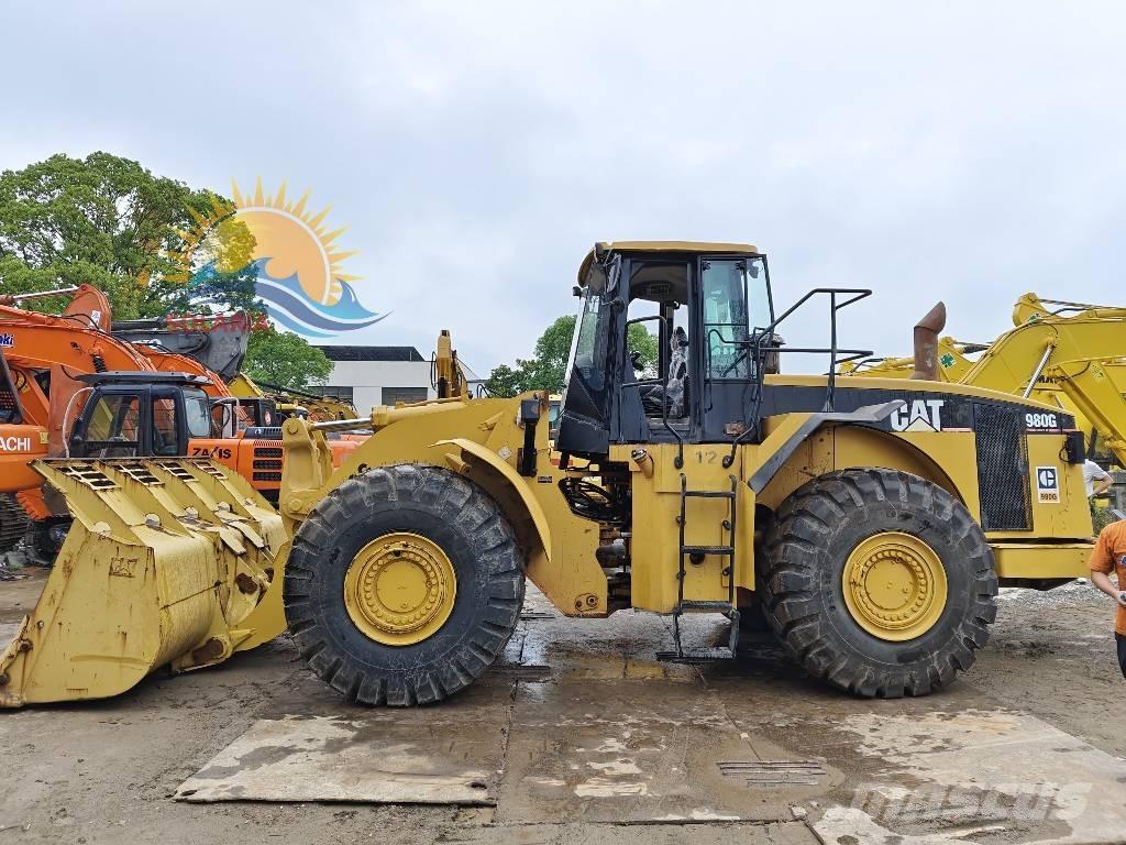 CAT 980 G Gumikerekes homlokrakodók