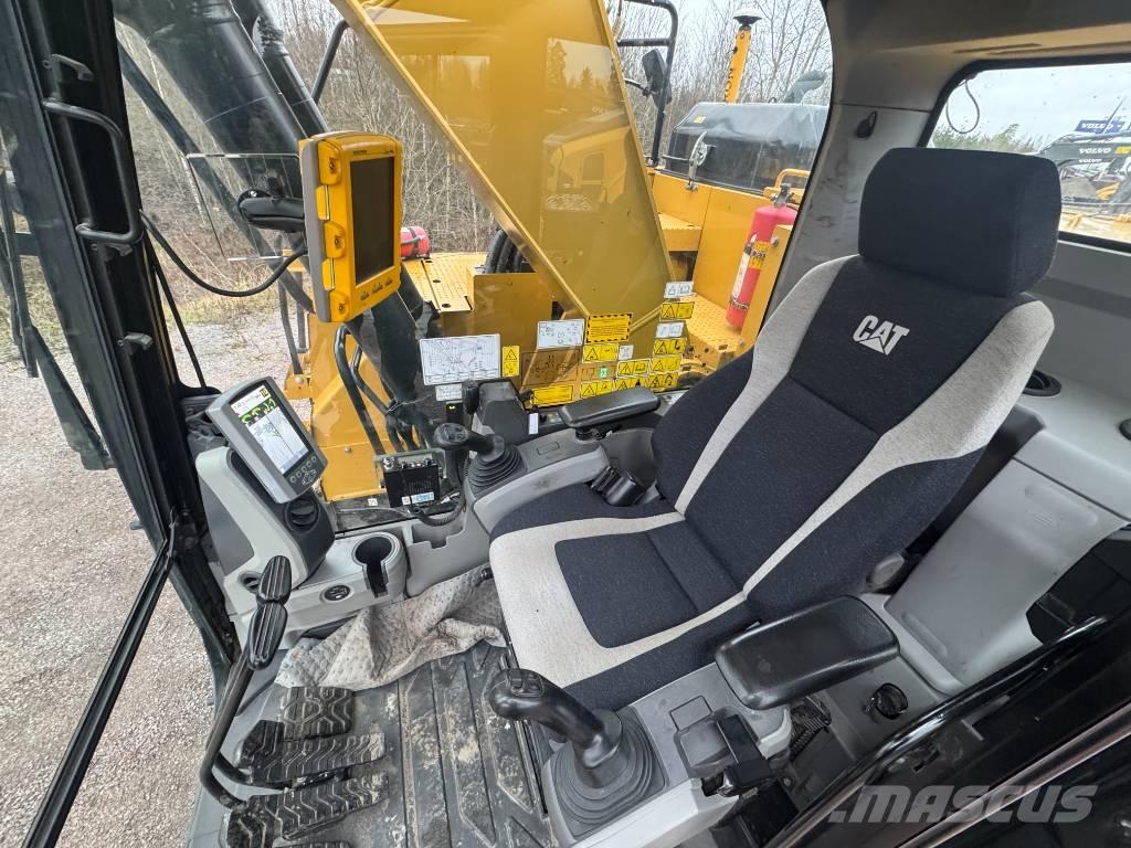 CAT 325 Lánctalpas kotrók