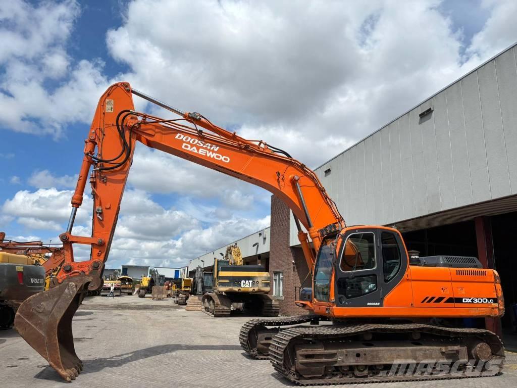 Doosan DX 300 LC Lánctalpas kotrók