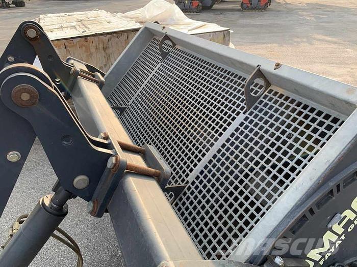 Bomag BS 180 Homok és Sószórók