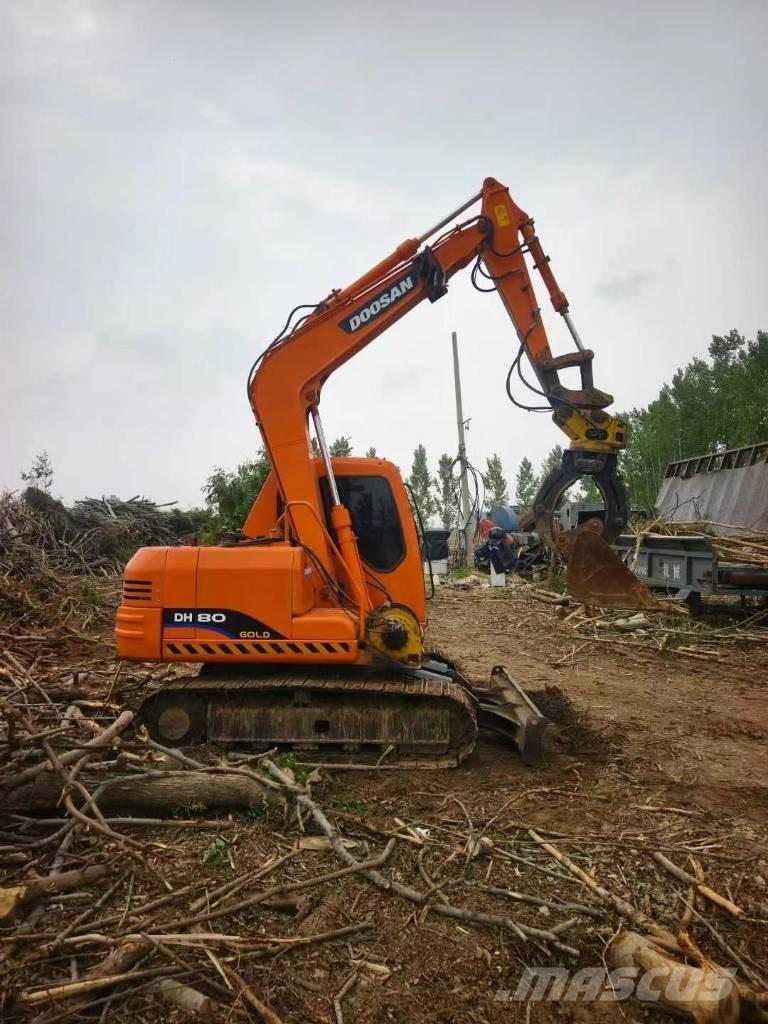 Doosan DH 80 Közepes (midi) kotrók 7 t - 12 t