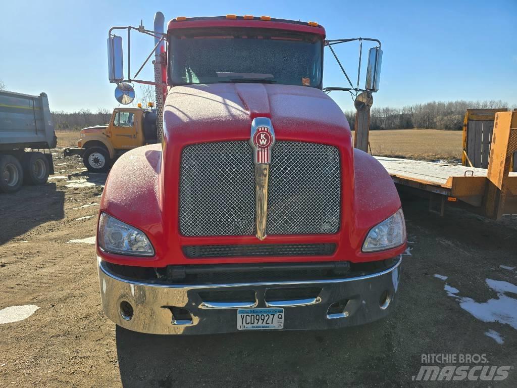 Kenworth T 440 Billenő teherautók