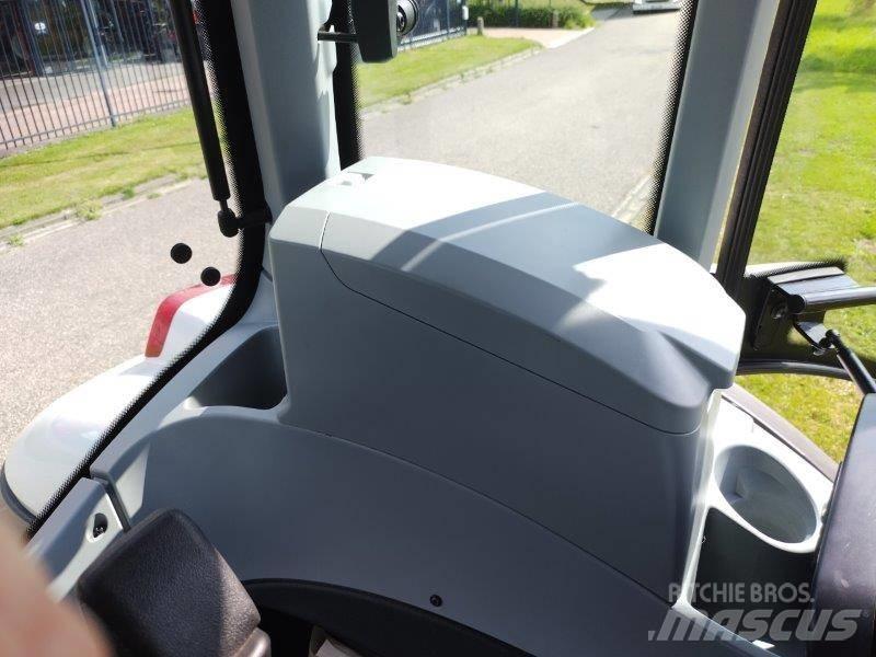 Valtra T 175 A Traktorok