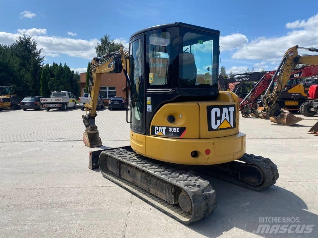 CAT 305 Mini kotrók < 7t