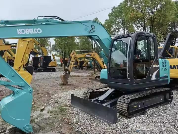 Kobelco SK75 Lánctalpas kotrók