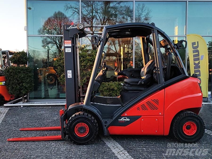 Linde H25T-02 Gázüzemű targoncák
