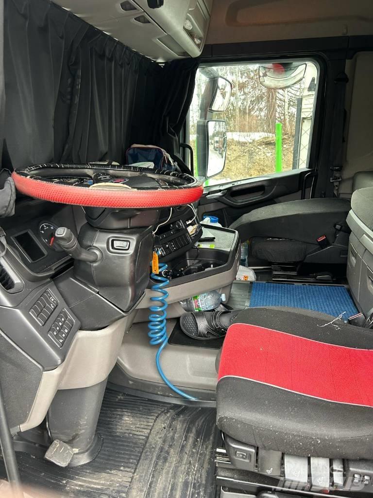 Scania R410 4x2 Nyergesvontatók