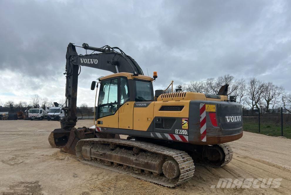 Volvo EC 220 DL Lánctalpas kotrók