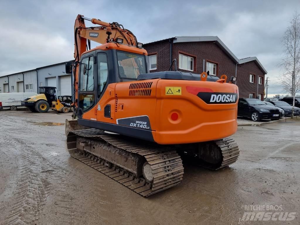 Doosan DX 140 LC Lánctalpas kotrók