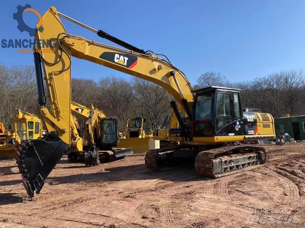 CAT 325 D Lánctalpas kotrók