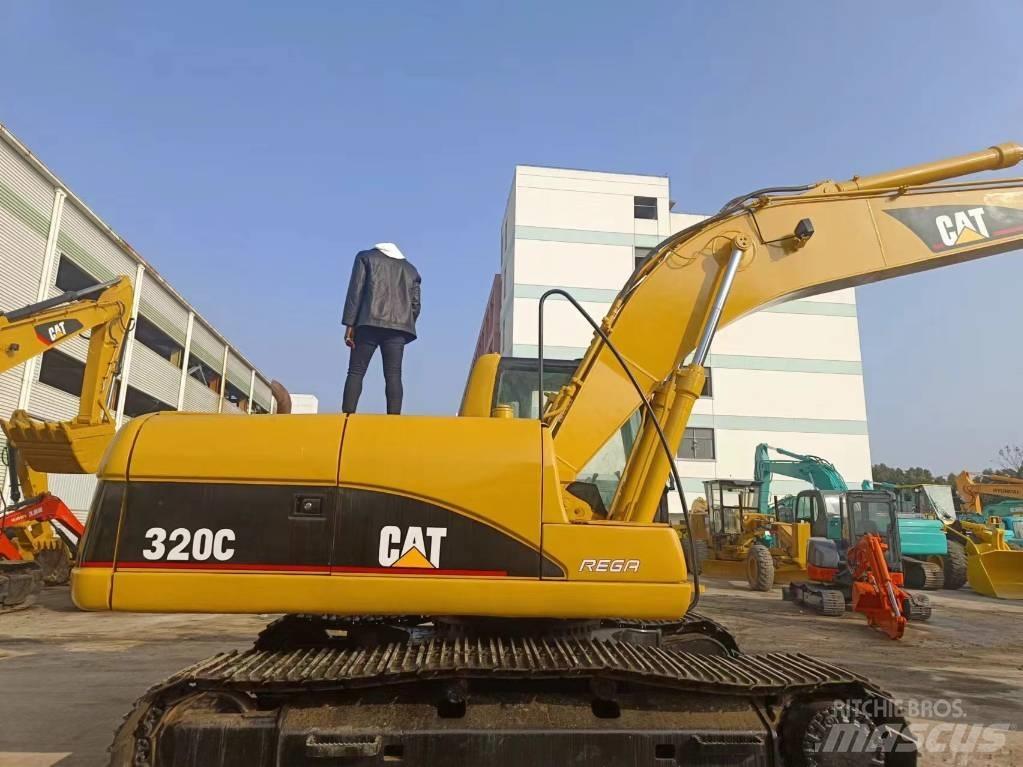 CAT 320 C Lánctalpas kotrók