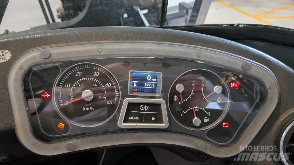 Hyundai 80 D-9 Dízel targoncák