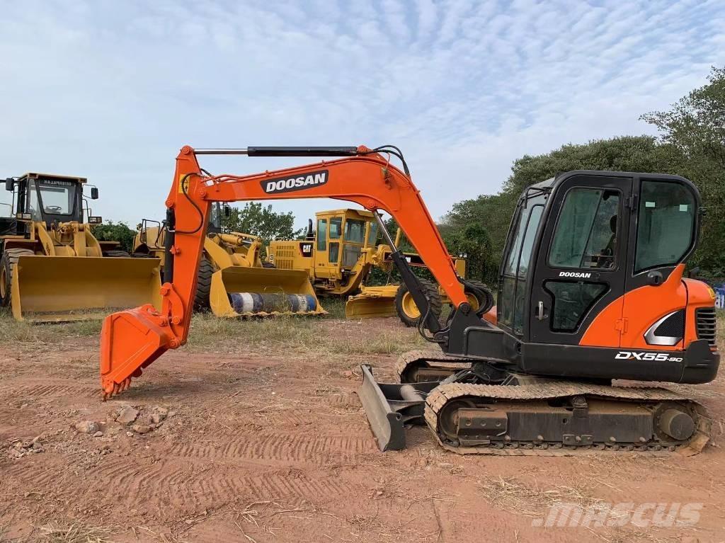 Doosan DX 55 Mini kotrók < 7t